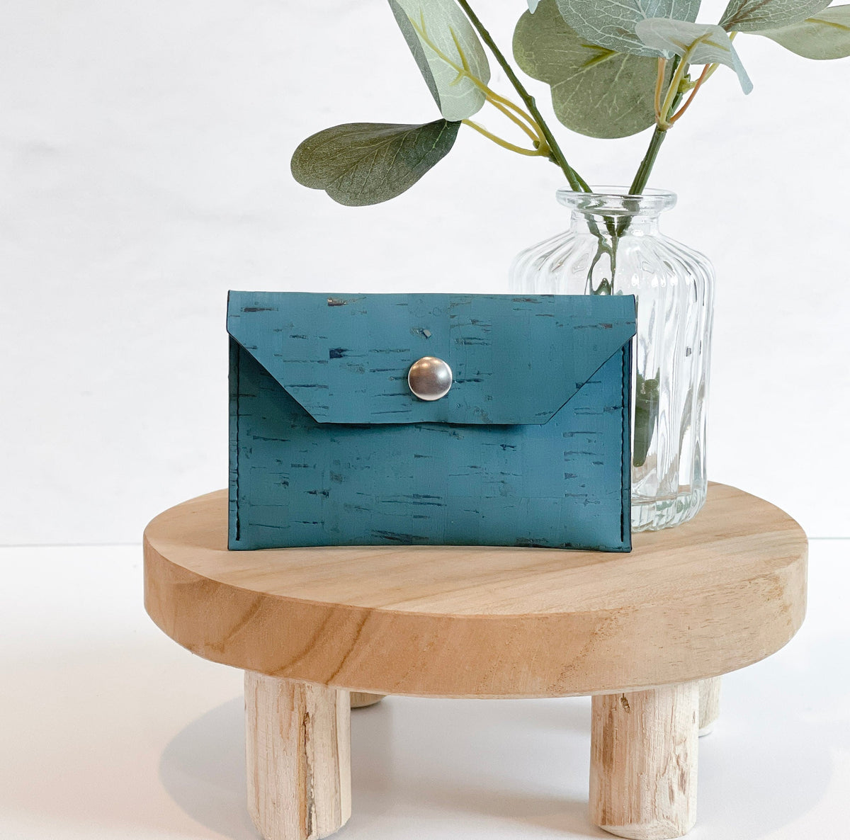Carry Courage PETITE card wallet in a compact minimalist design
