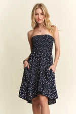 ADORA Smocked Floral Tube Dress with Pockets - Farnelli