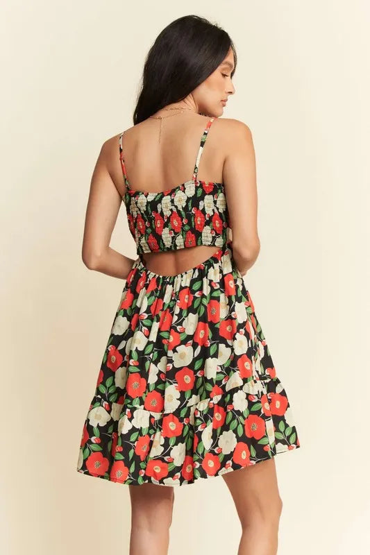 Davi & Dani Floral Scalloped Cutout Back Mini Dress - Farnelli