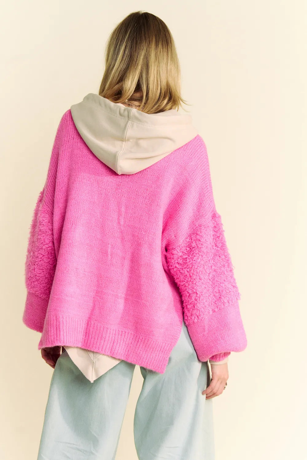 56b61922-45e9-4c4d-a87e-a802e7992709-Max