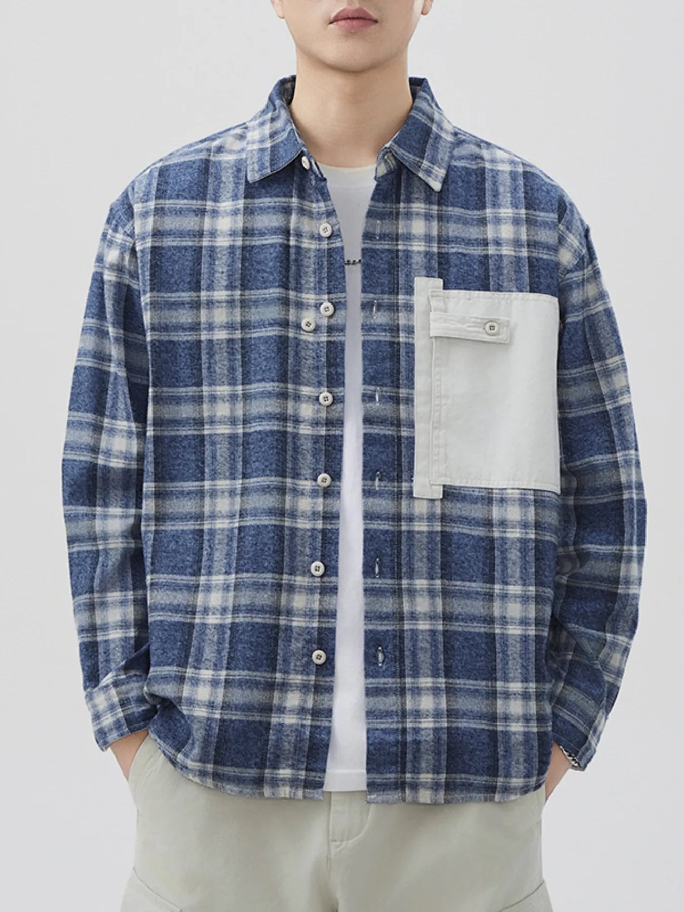 Men's Plus Size Plaid Button Down Shirt with Contrast Pocket - Farnelli