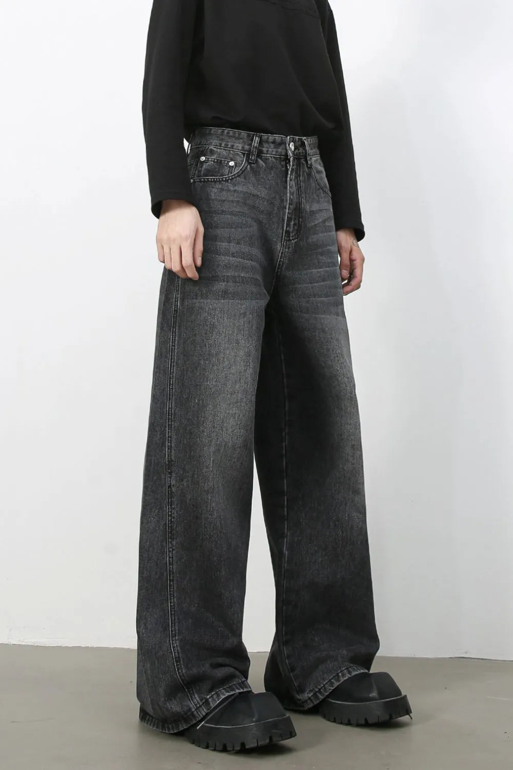 Men's Wide Leg Jeans - Farnelli