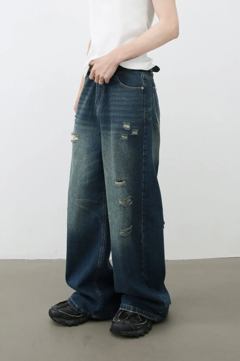 Men's Distressed Wide Leg Jeans - Farnelli