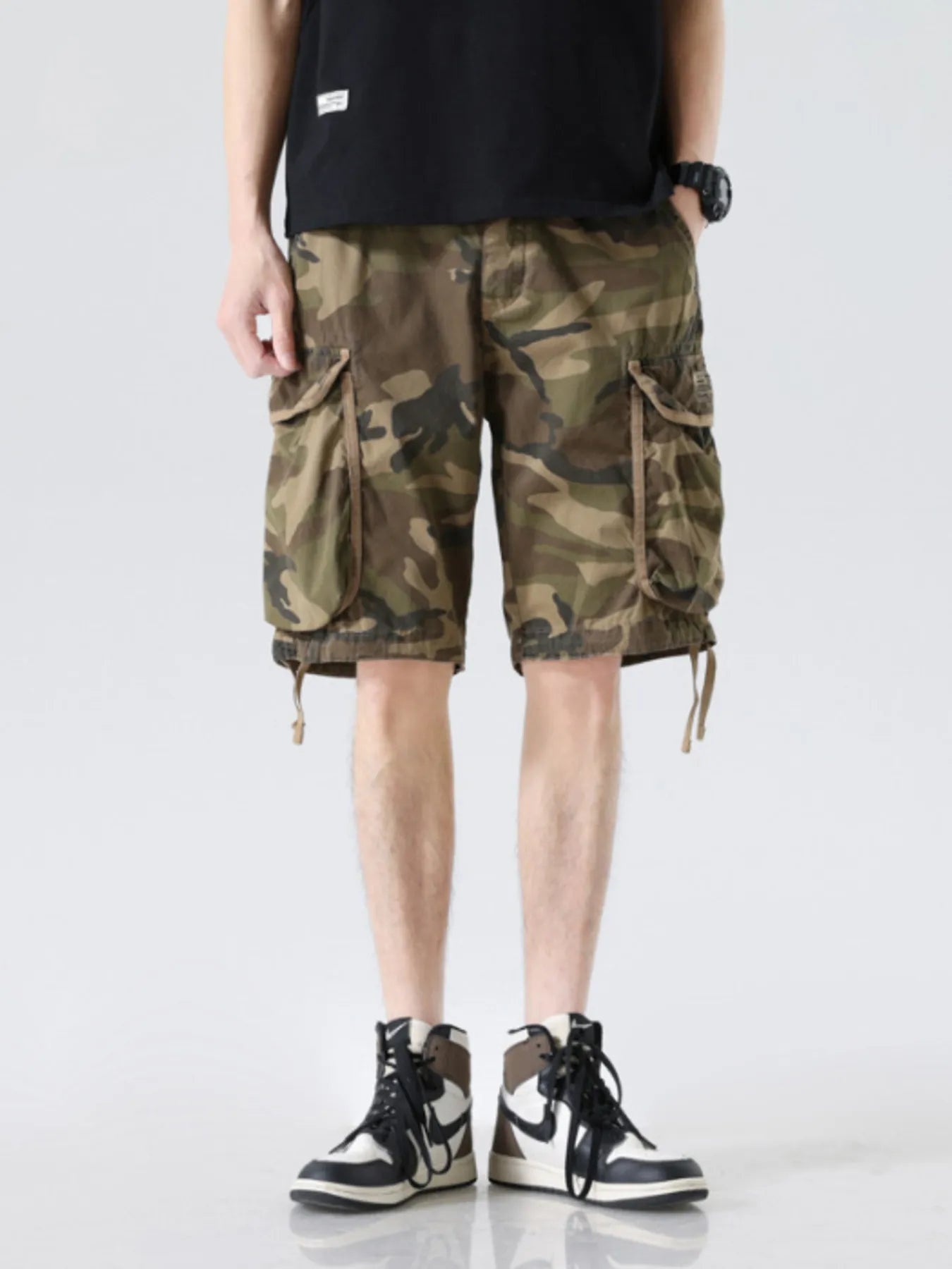 Men's Camouflage Cargo Shorts with Multiple Pockets - Farnelli