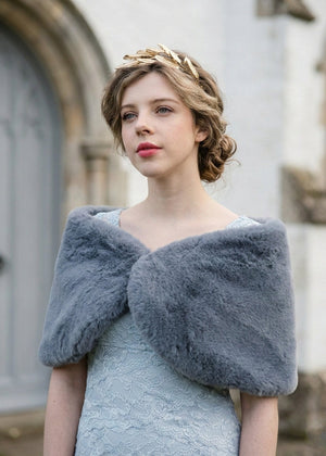 Grey Fur Wrap (Serena Gry05)