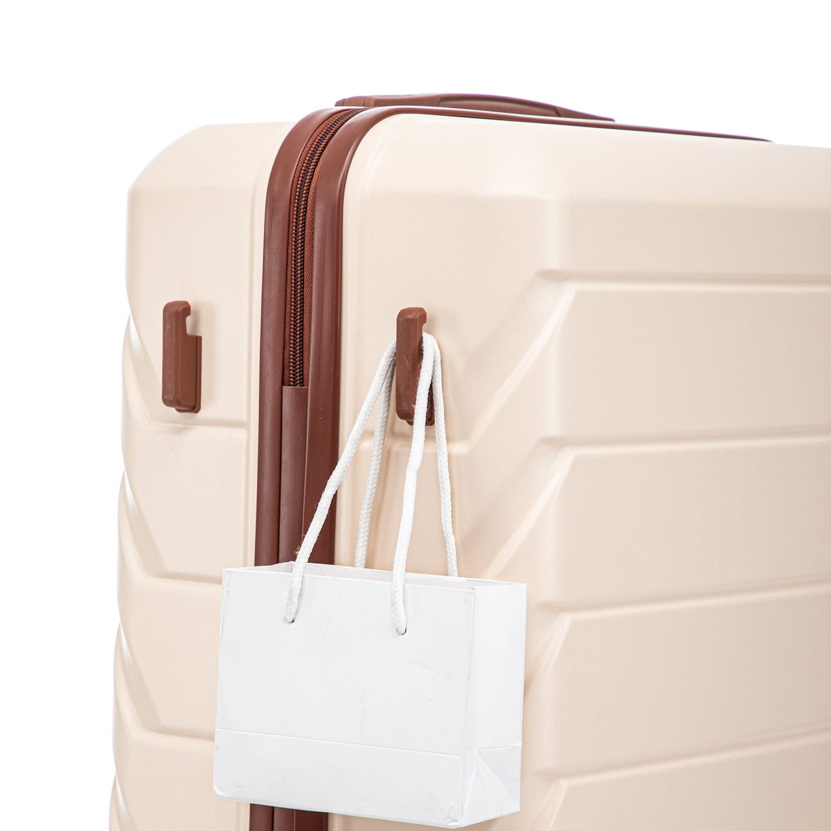 HouseOfZazla 3-piece spinner wheel luggage set with combination locks in assorted sizes