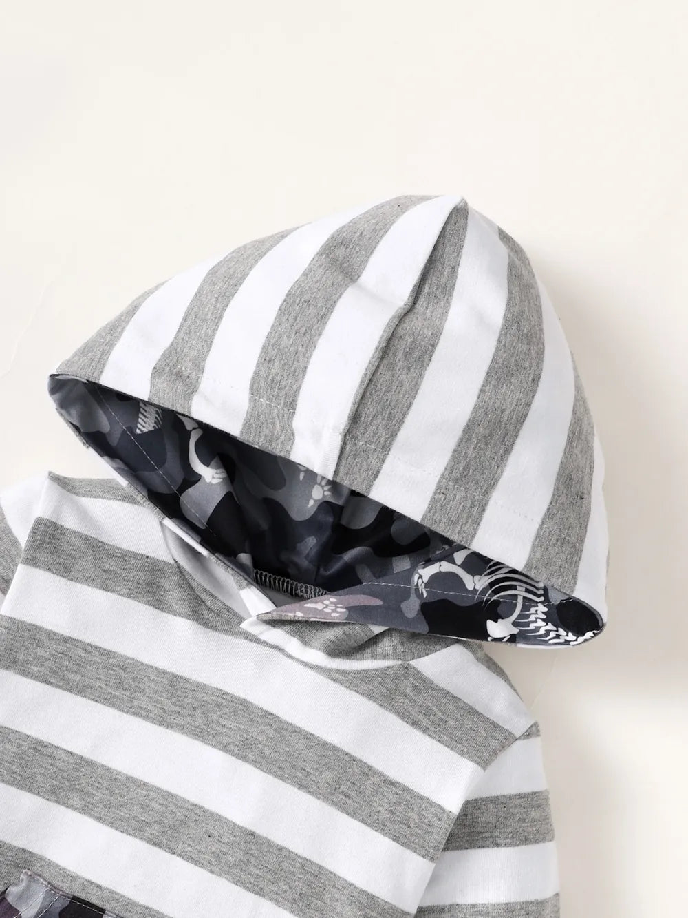 Children's Striped Hooded Bodysuit and Camouflage Pants Set - Farnelli