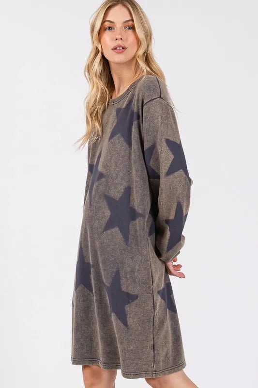 SAGE + FIG Washed Star Print Round Neck Dress - Farnelli