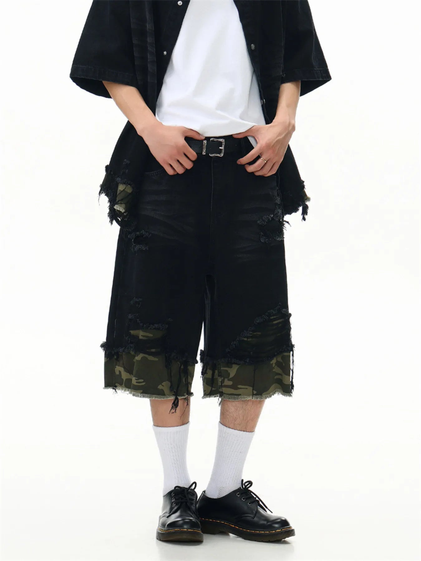 Men's Distressed Camouflage Denim Shorts - Farnelli