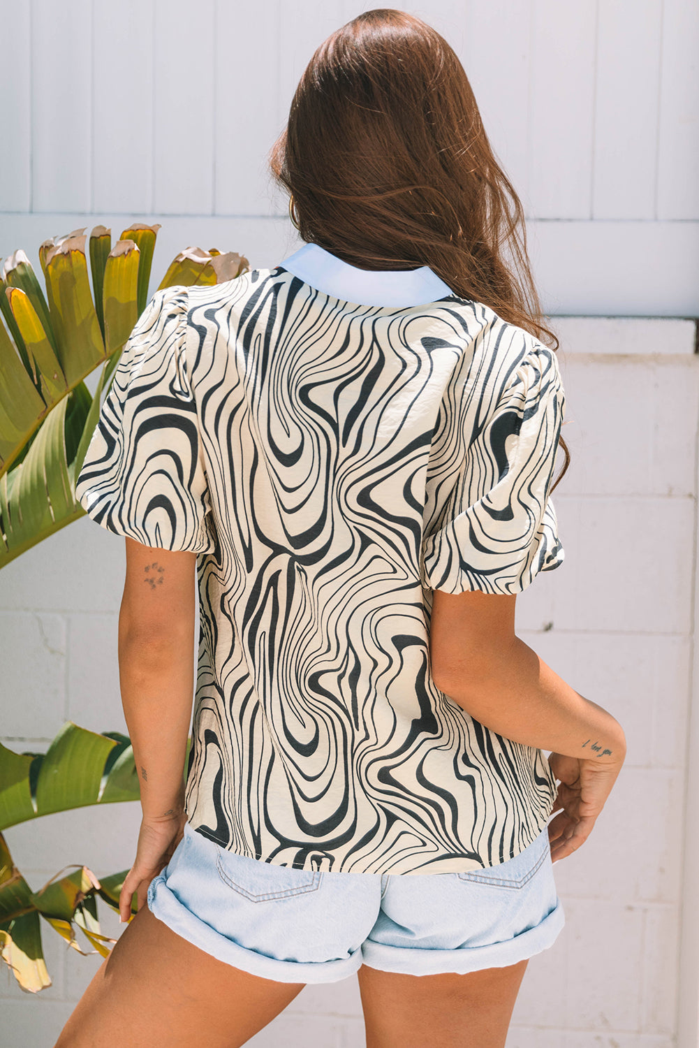 Delilah Zebra Stripe V-Neck Short Sleeve Blouse - Farnelli