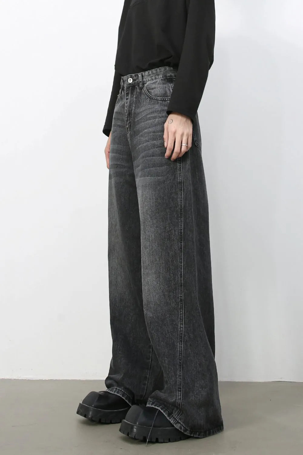 Men's Wide Leg Jeans - Farnelli