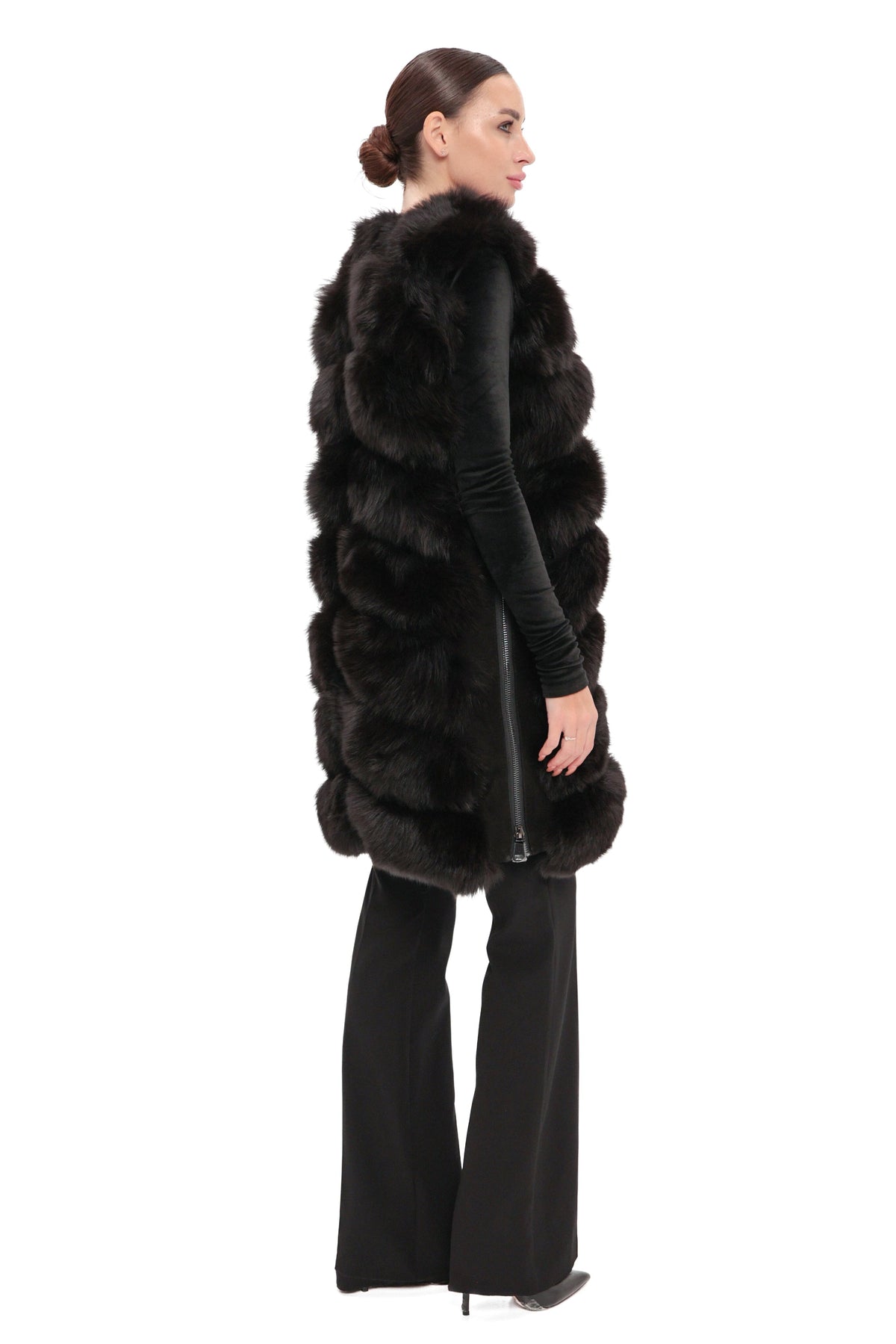 Alaska® Outerwear Company genuine polar fox fur vest, 90 cm, shown from the front
