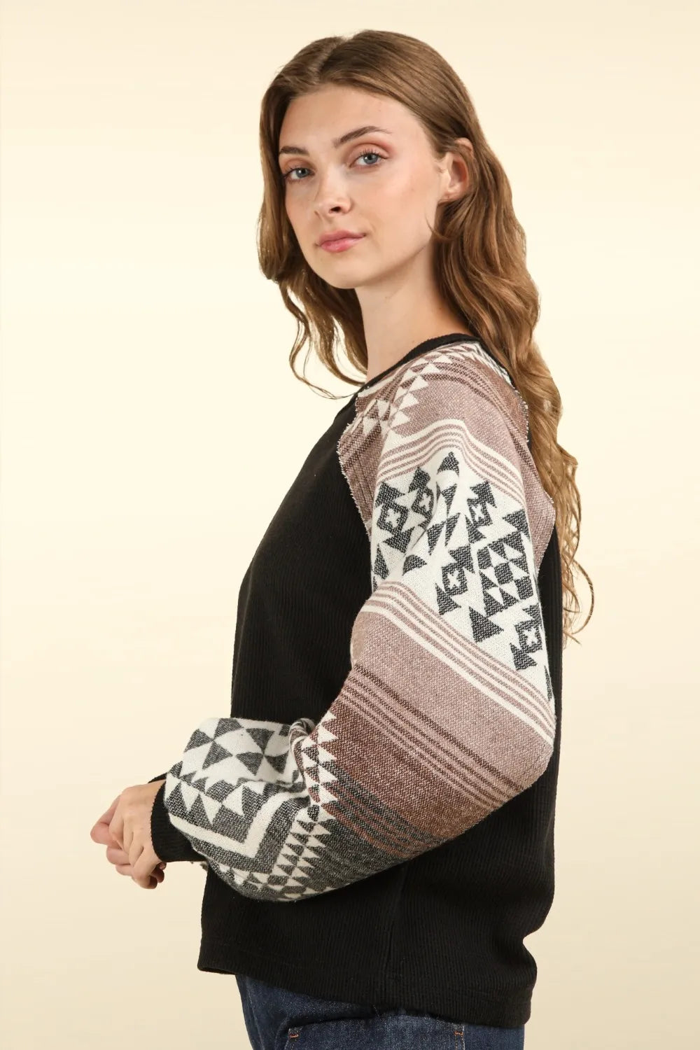 VERY J Printed Long Sleeve Round Neck Knit Top - Farnelli