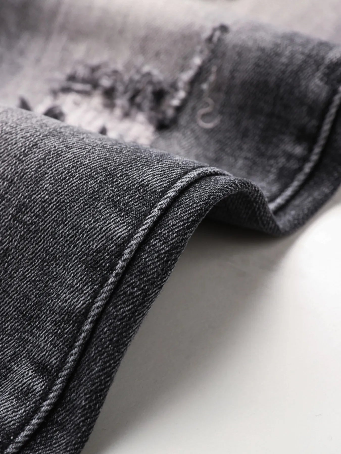 Men's Distressed Slim Fit Ripped Jeans - Farnelli