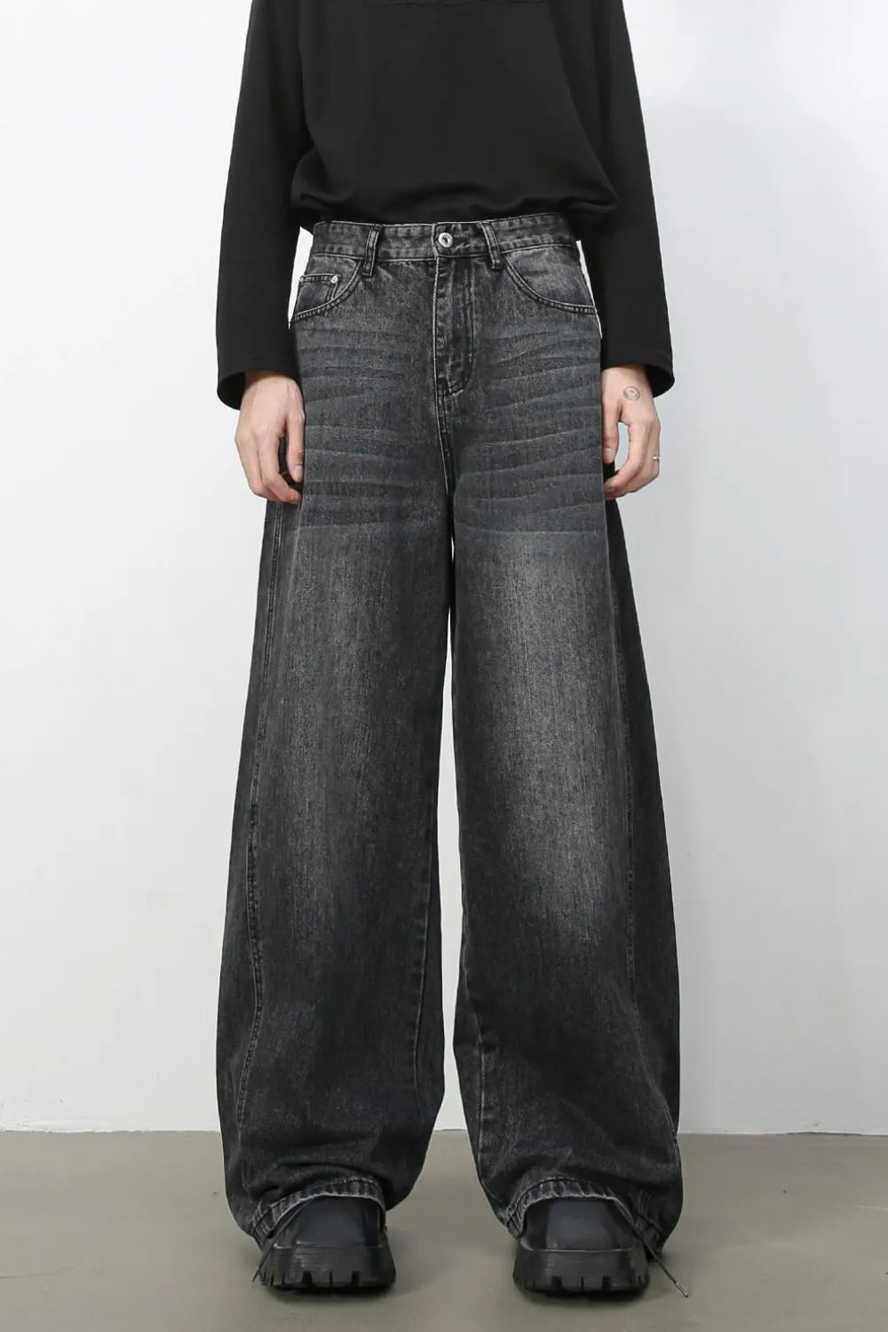 Men's Wide Leg Jeans - Farnelli