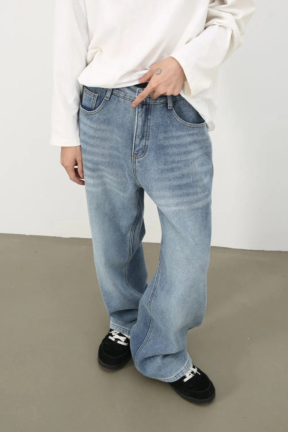 Men's Wide Leg Jeans - Farnelli