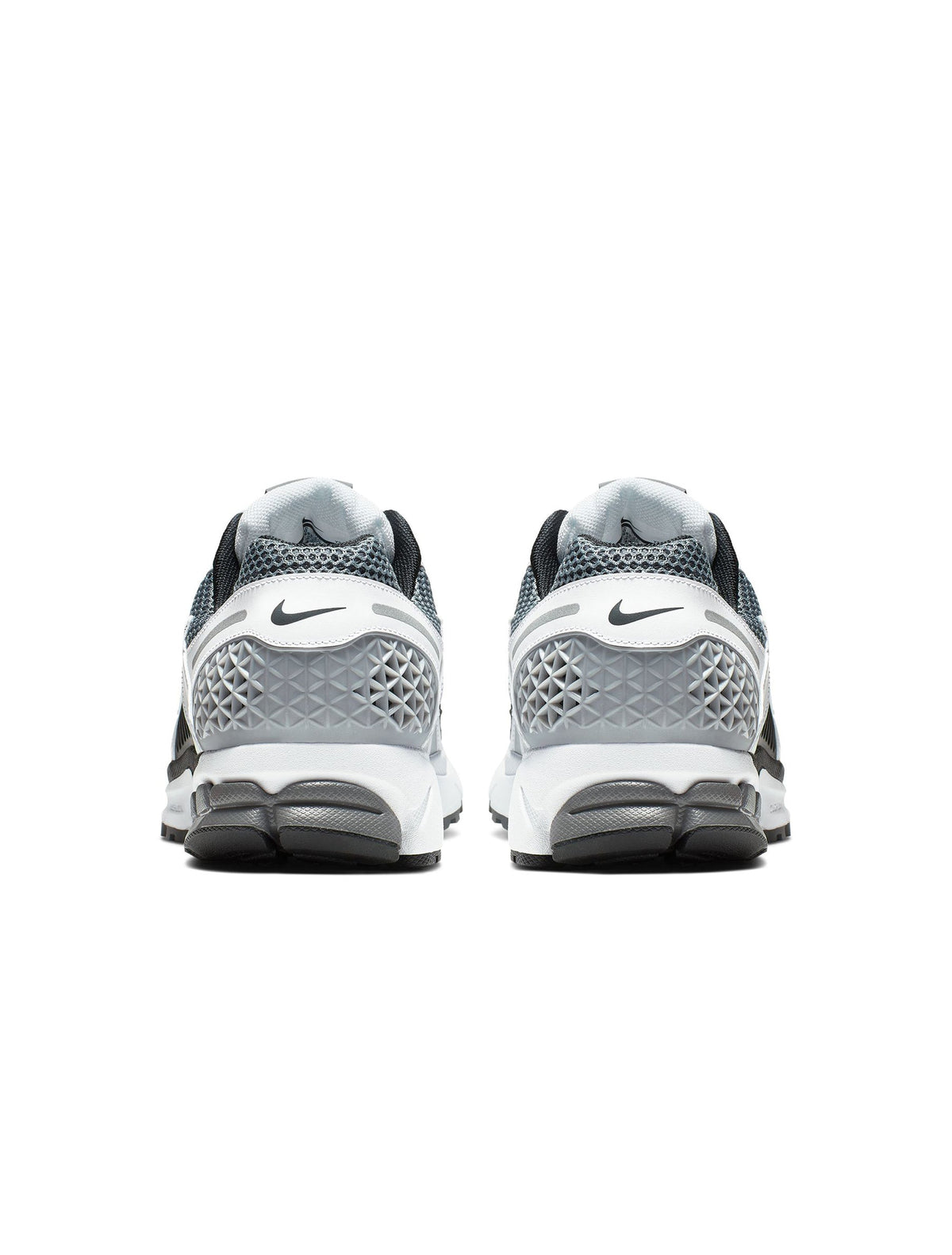 Denim Exchange men's Nike Zoom Vomero 5 SE SP sneakers in dark grey