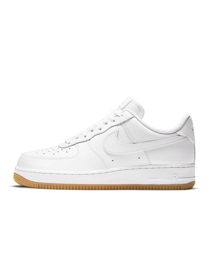 Nike men’s Air Force 1 '07 white and gum sneakers with classic low-top design