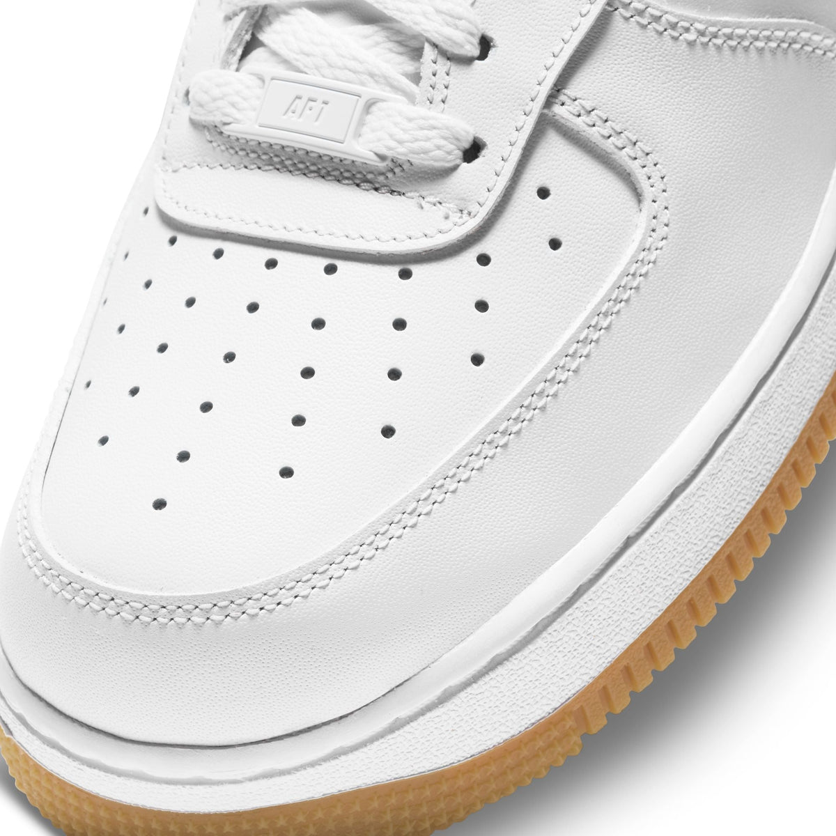 Nike men's Air Force 1 '07 white and gum sneakers viewed from the side