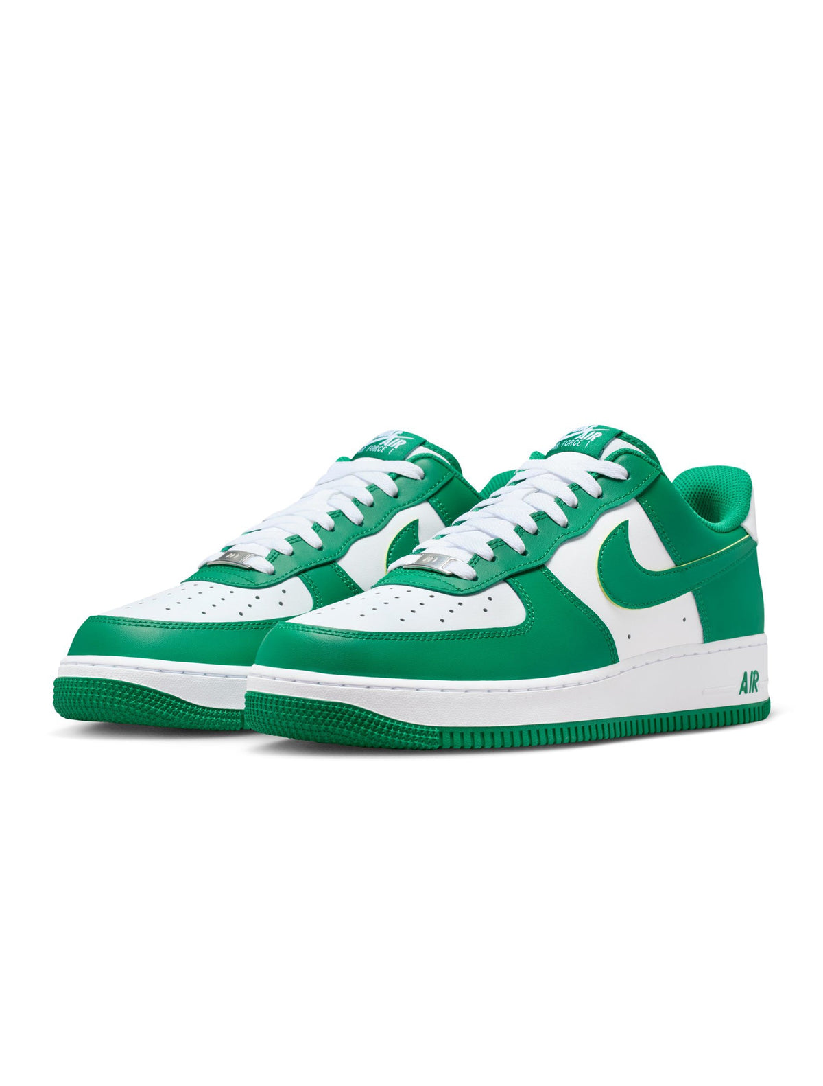 Men's Nike Air Force 1 '07 sneakers in white and Malachite green, side view