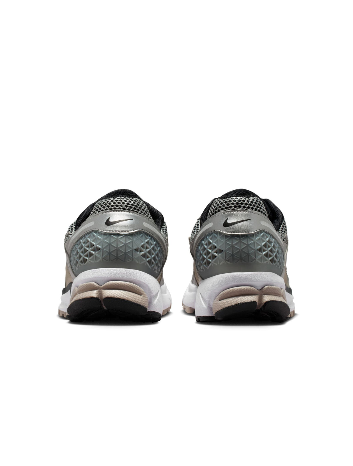 Nike men’s Zoom Vomero 5 sneakers in metallic silver