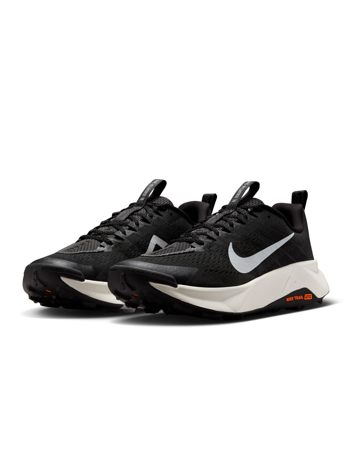 Nike Men's Wildhorse 10 black and wolf grey trail running shoes, side view