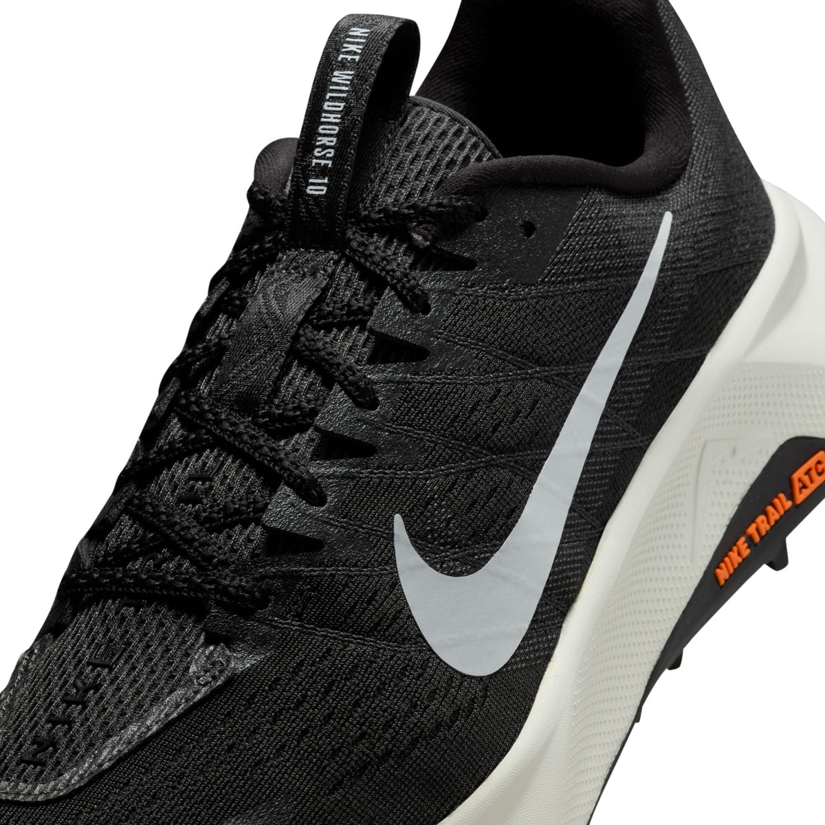 Nike Men's Wildhorse 10 black and wolf grey men's footwear, side view sneaker
