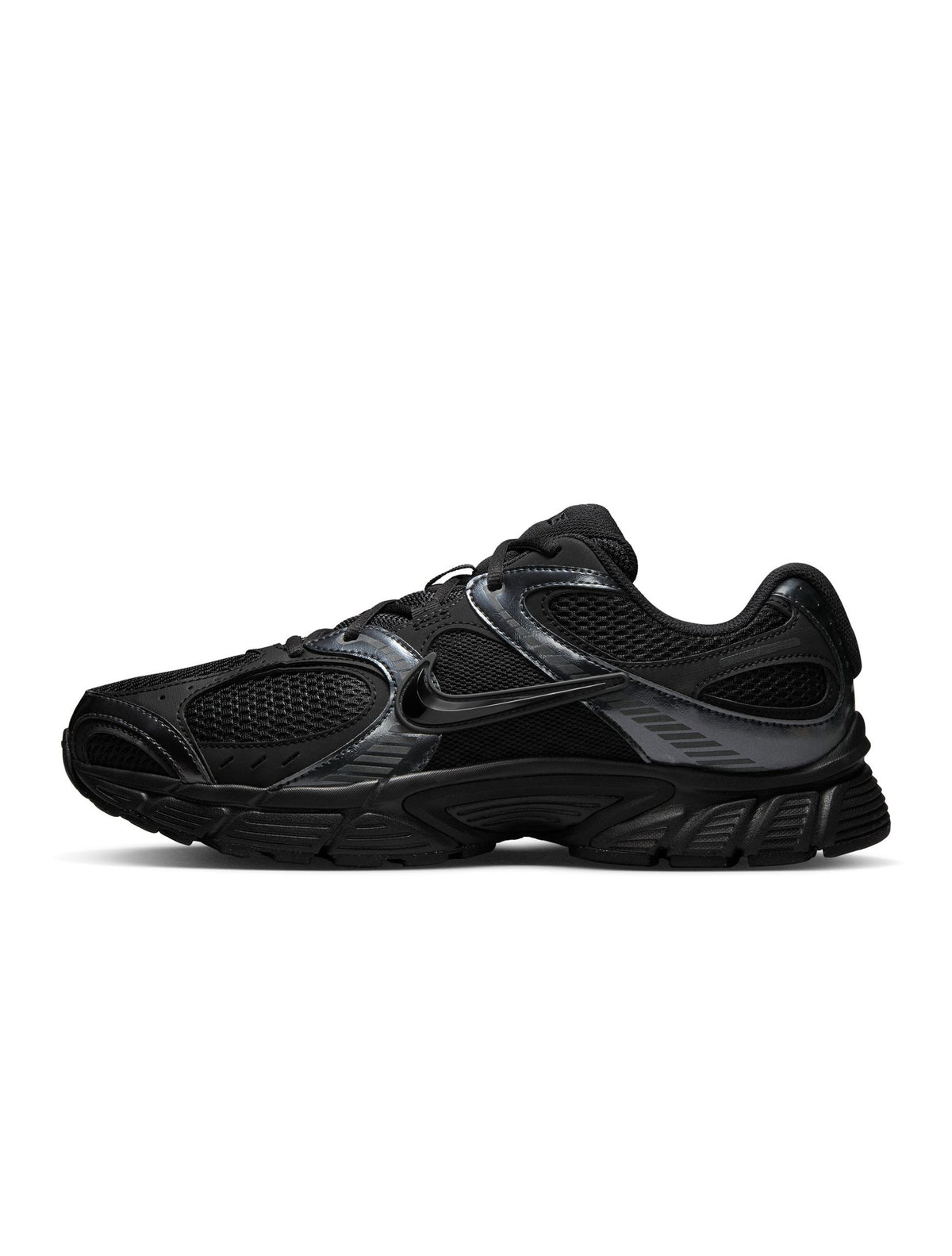Nike men's V5 RNR black footwear showing sleek design and textured materials, ideal for casual or athletic wear.