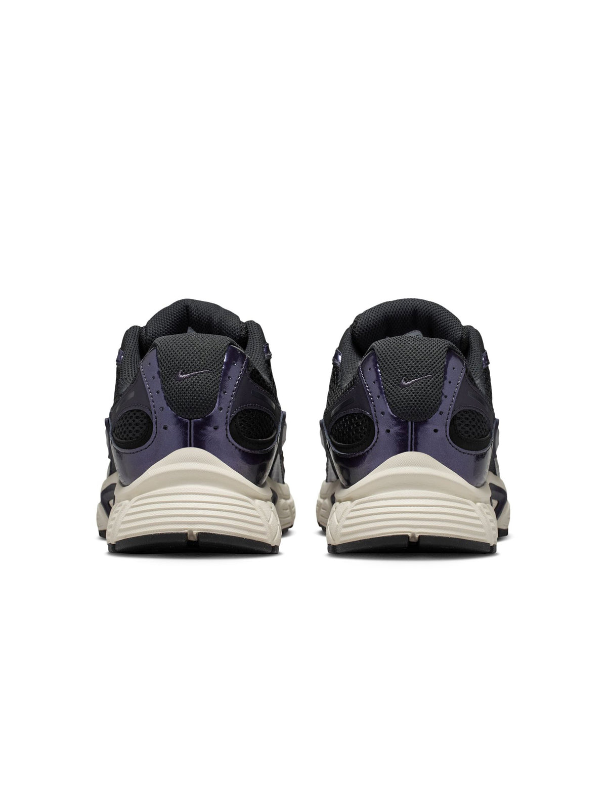 Nike Men's V5 RNR off-noir footwear by Denim Exchange