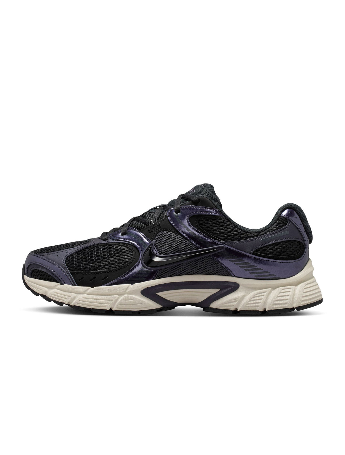Denim Exchange men's Nike V5 RNR sneakers in Off Noir, side view with textured upper and rubber sole