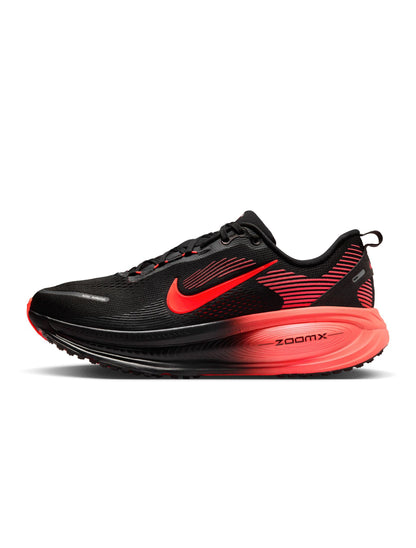 Nike men's Vomero 18 black and bright crimson running shoes, side view