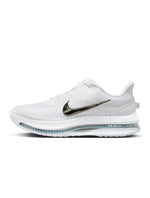 Nike Men's Pegasus Premium white and metallic silver footwear