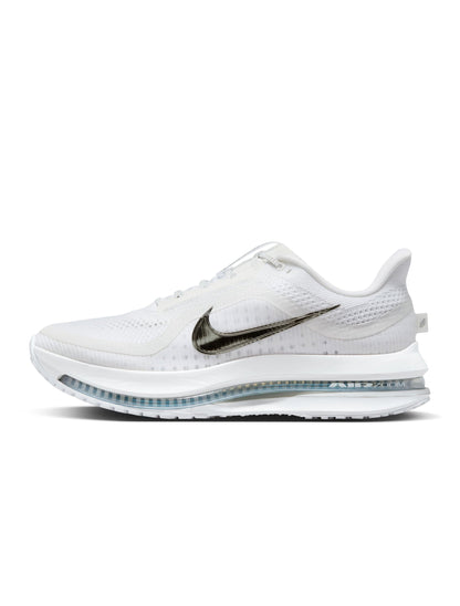 Nike Men's Pegasus Premium white and metallic silver footwear