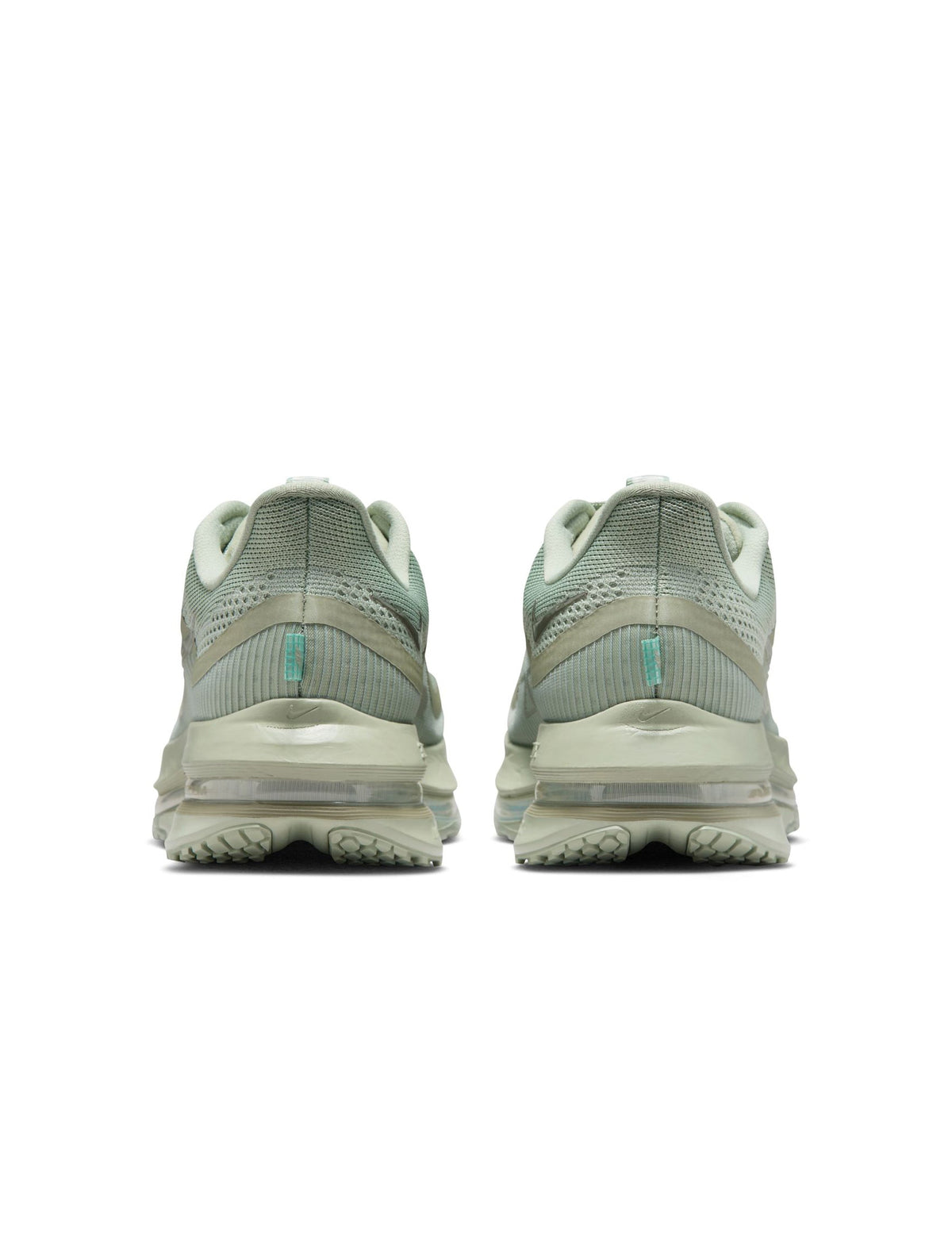 Nike men's Pegasus Premium sneakers in Jade Horizon green and black contrast colorway