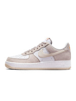 Nike men’s Air Force 1 ’07 sneakers in College Grey, side view