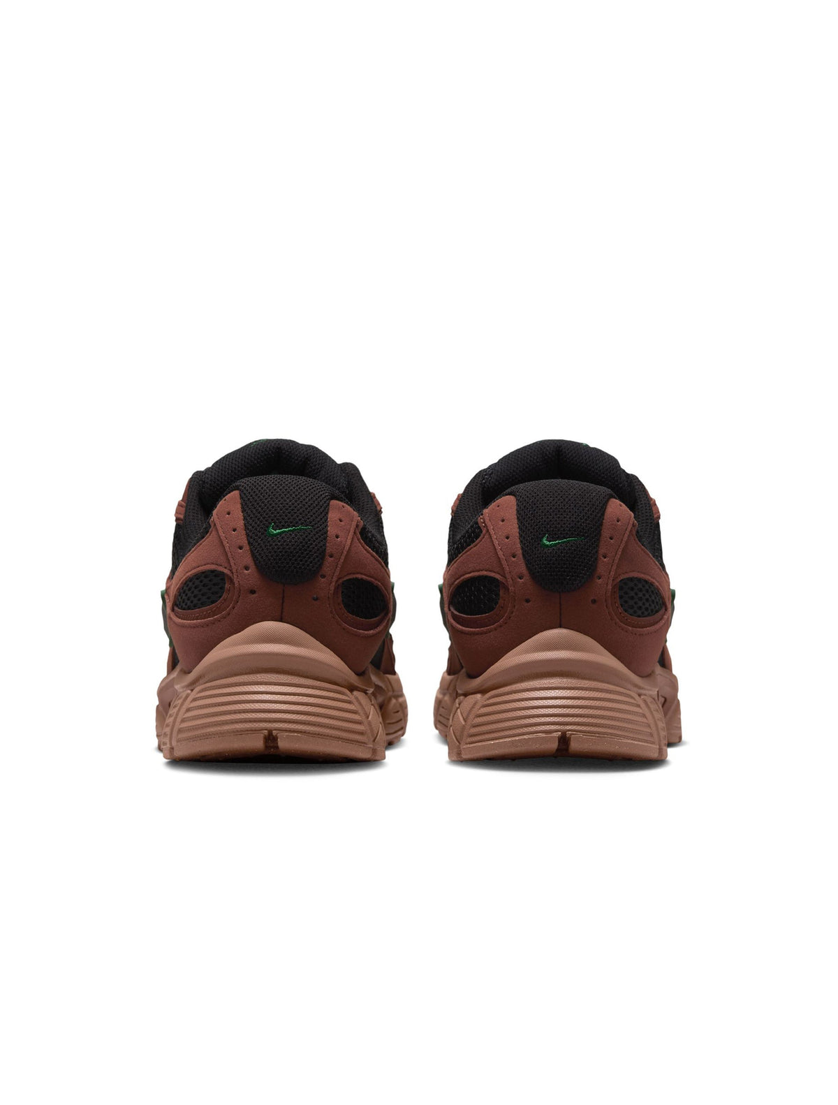 Nike Men's V5 RNR sneakers in fauna brown, side view