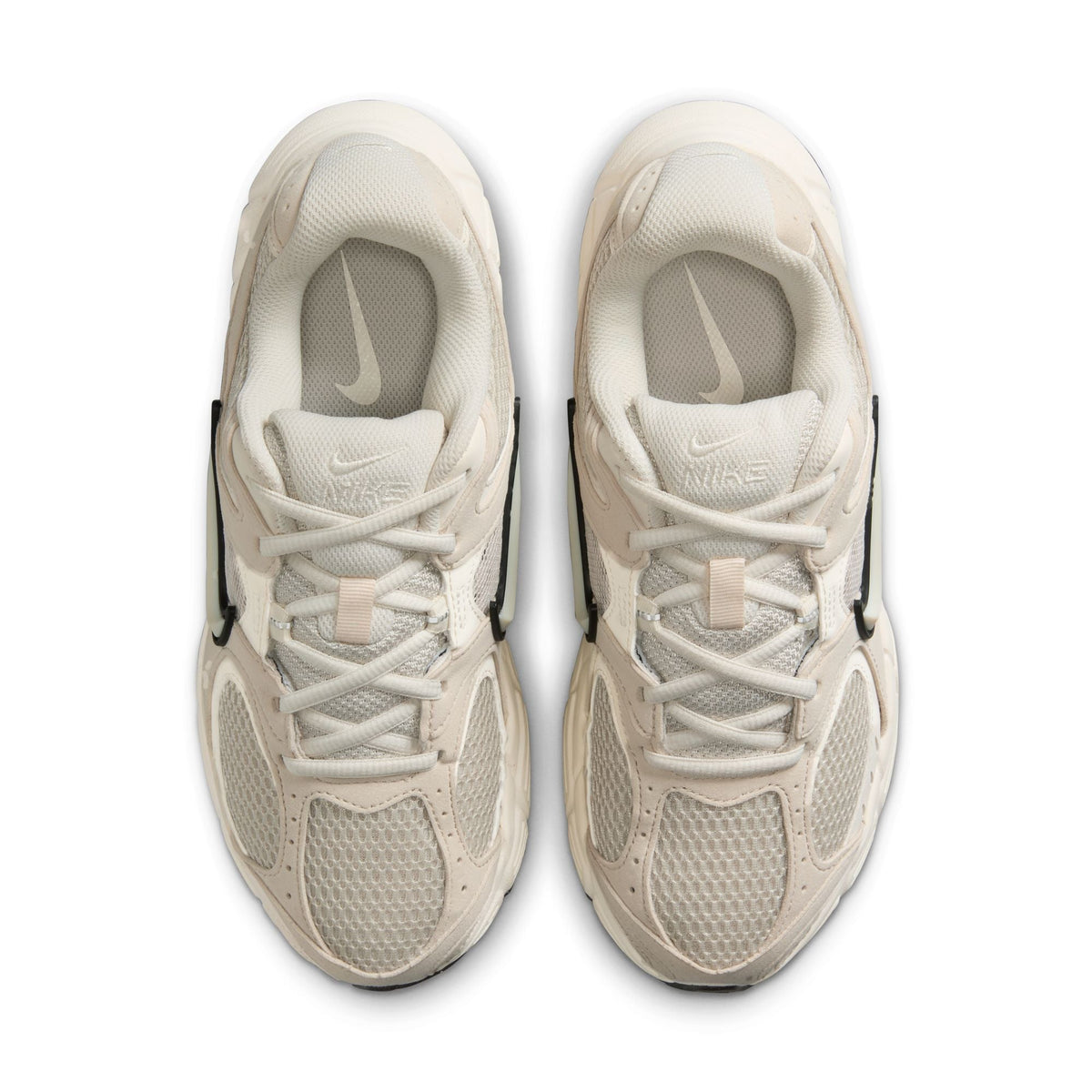 Nike Womens V5 RNR sneakers in Light Orewood Brown, showcasing stylish women's footwear with a sleek brown design.