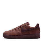 Nike men's Air Force 1 Low Retro Premium sneakers in Red Sepia