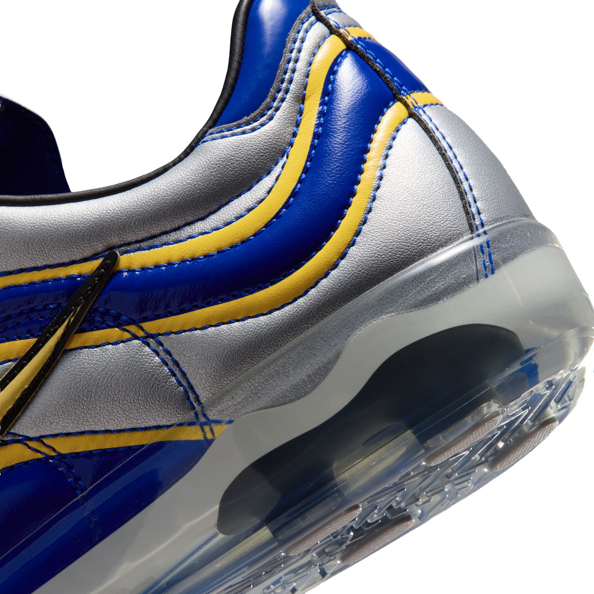 Nike men's Cryoshot Mercurial Vapor R9 OG footwear in Varsity Royal blue sneaker design