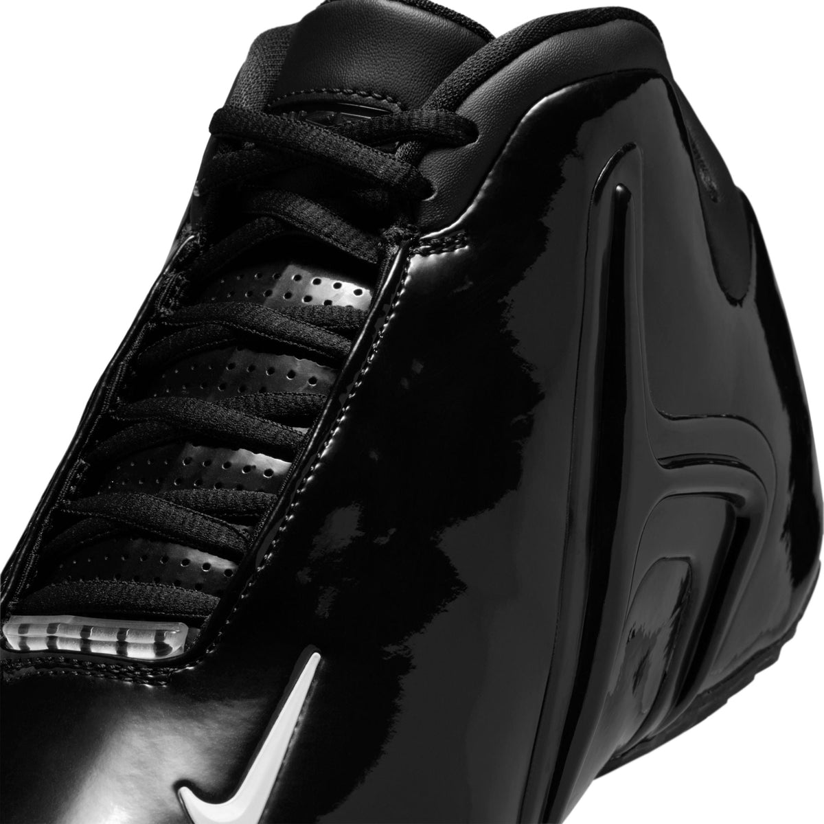 Nike men's Zoom Hyperflight black athletic shoes, featuring sleek design and supportive sole, displayed on a plain background.