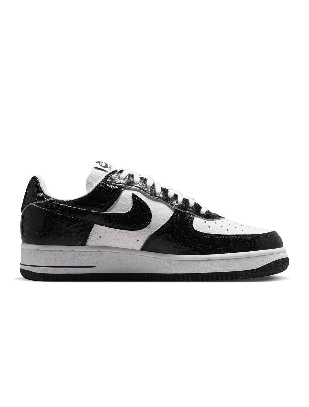 Nike men's Air Force 1 cracked leather sneakers in textured green and white design