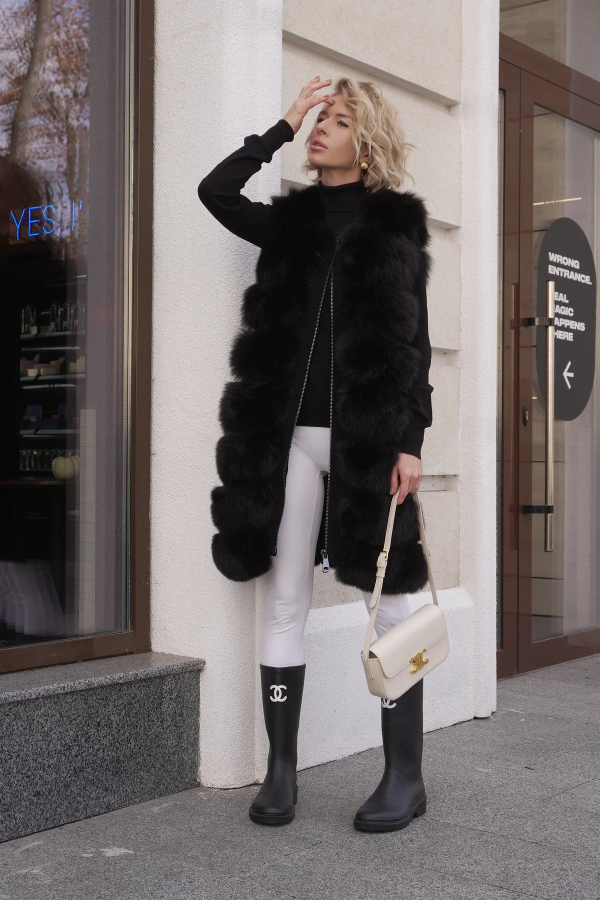 Genuine Alaska Outerwear Company polar fox fur vest, 90 cm, full front view