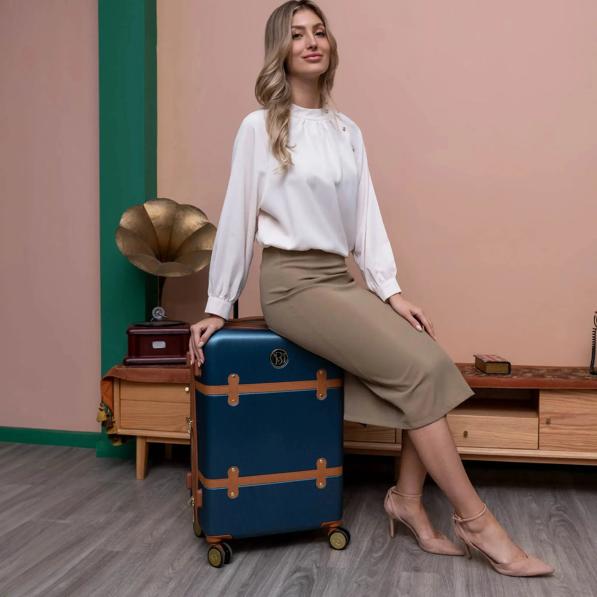 [title] Luggage Sets | Farnelli
