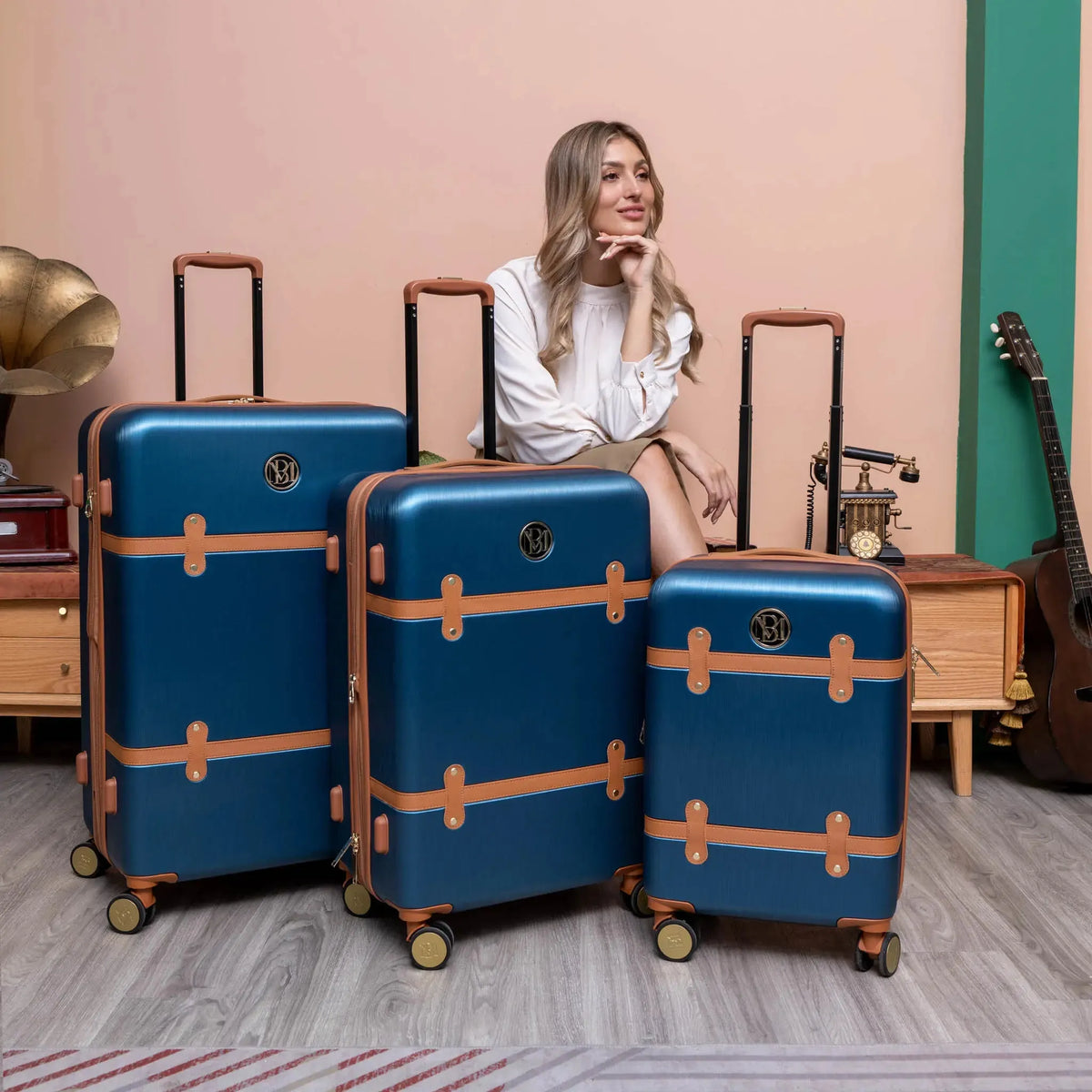 [title] Luggage Sets | Farnelli