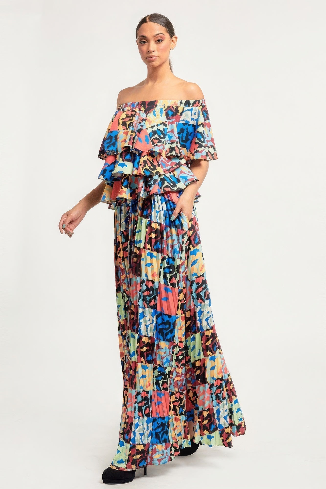 Printed Ruffle Top And Pleated Skirt Set - Farnelli