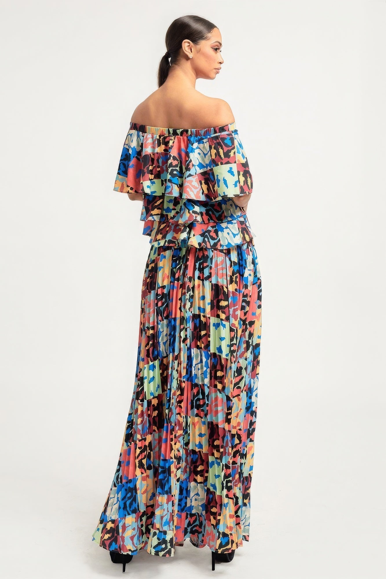 Printed Ruffle Top And Pleated Skirt Set - Farnelli