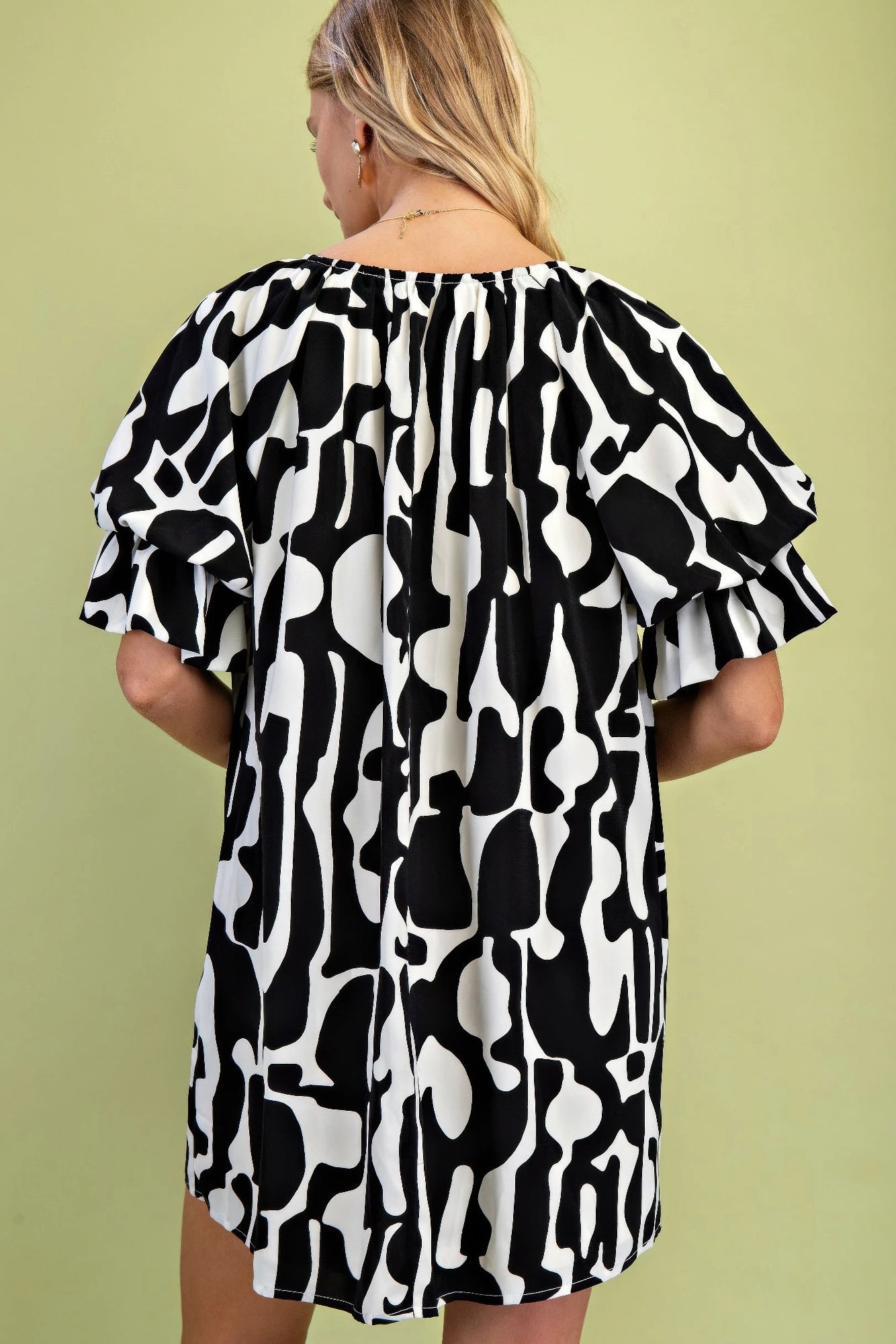 Geometric Print Loose Fit Mini Dress With Gathered Balloon Sleeves - Farnelli