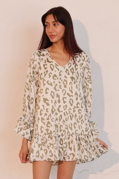 Simple Leopard Dress With Ruffle Cuff - Farnelli