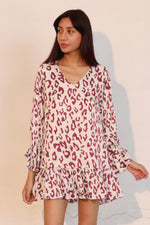 Simple Leopard Dress With Ruffle Cuff - Farnelli