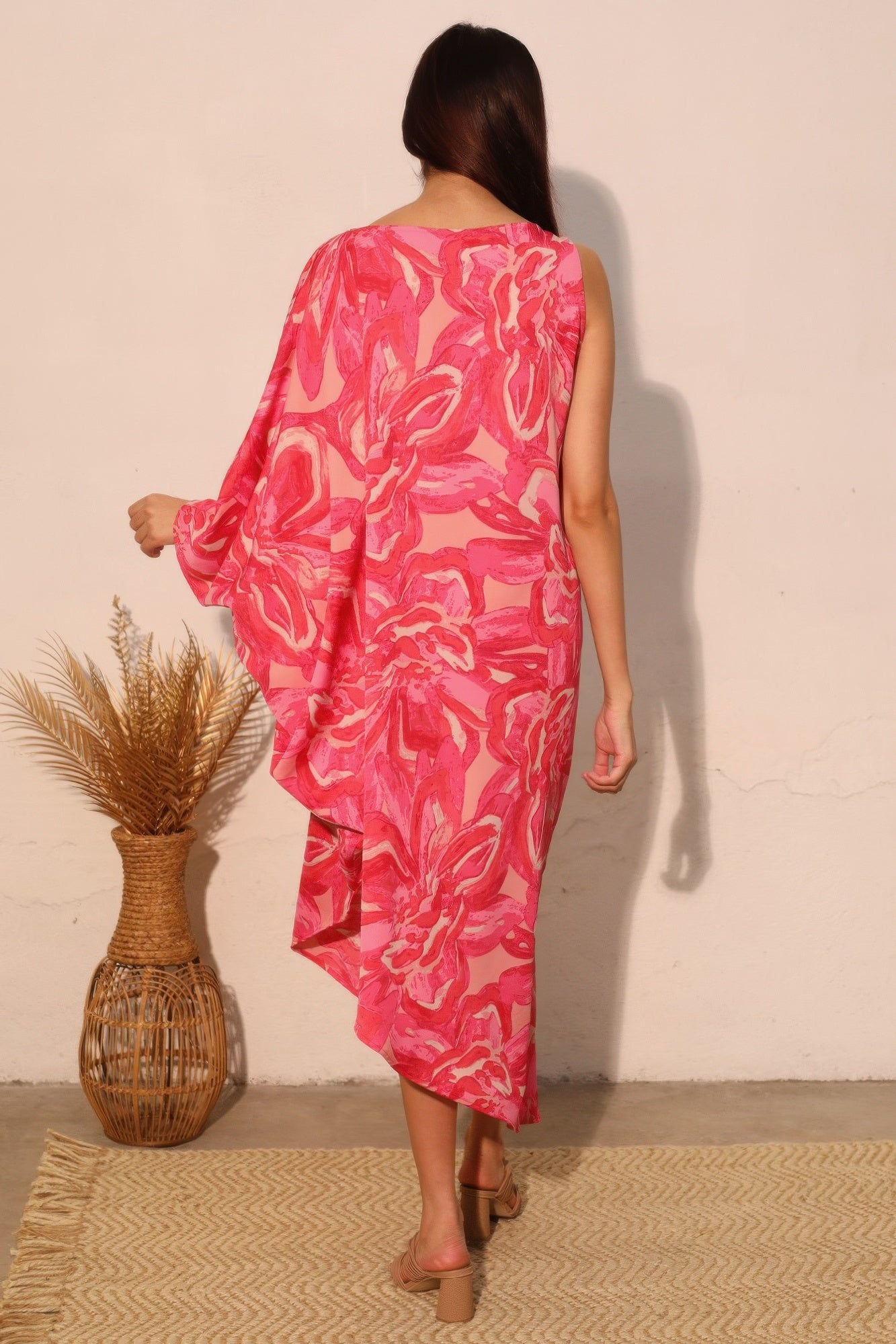 Chasing Petals One Sleeve Dress - Farnelli